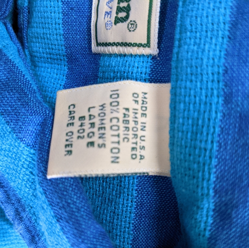 Vintage L.L. Bean Button Down Shirt. 6 - Picture 4 of 5
